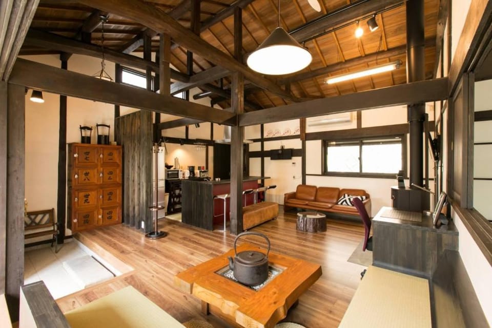 Renovated 100 year old house with complete privacy Vacation rental in Kyoto