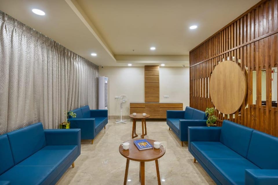 Hotel monville Hotel in Vadodara