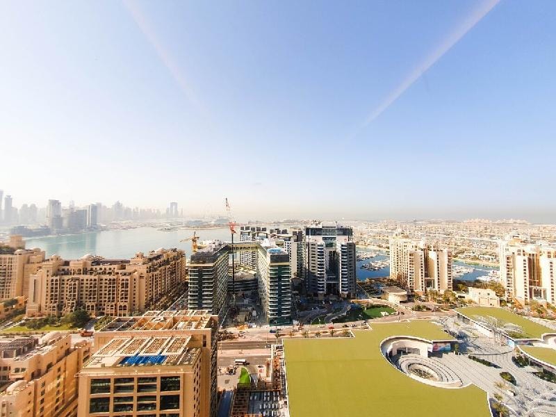 Luxurious 1 Bed at The Palm Tower in Palm jumeirah Apartment in Dubai