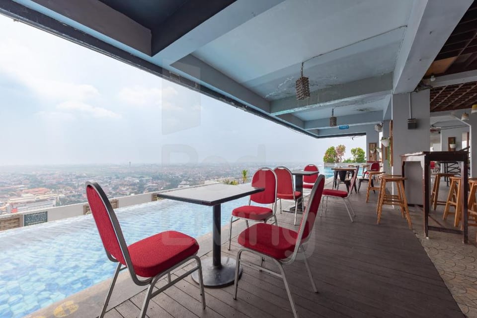RedLiving Apartemen Star Semarang - Sky Tower Lantai 22 Hotel in Indonesia