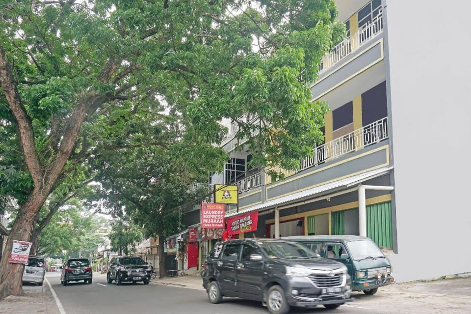 Capital O 91790 S1 Residence Hotel in West Java