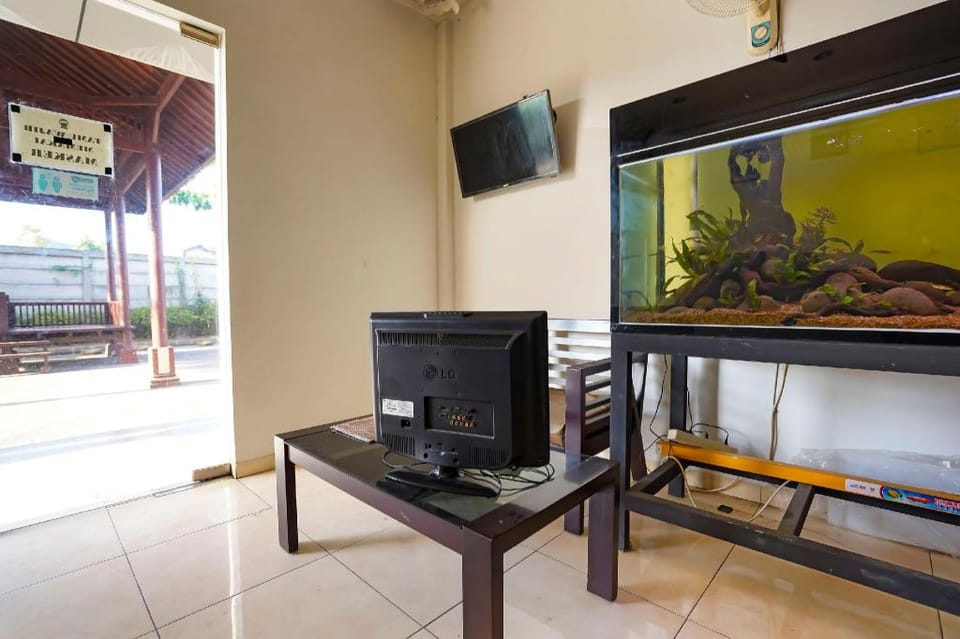 OYO 91746 Kost Sedati Syariah Hotel in East Java