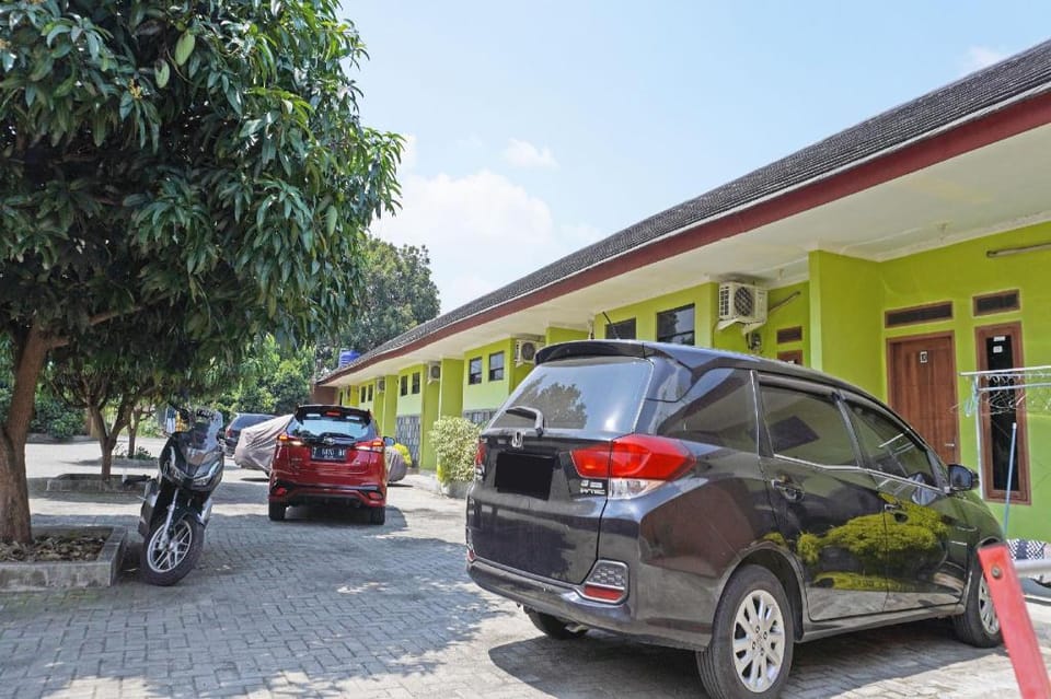 OYO 91762 Green Home Stay Syariah Hotel in West Java