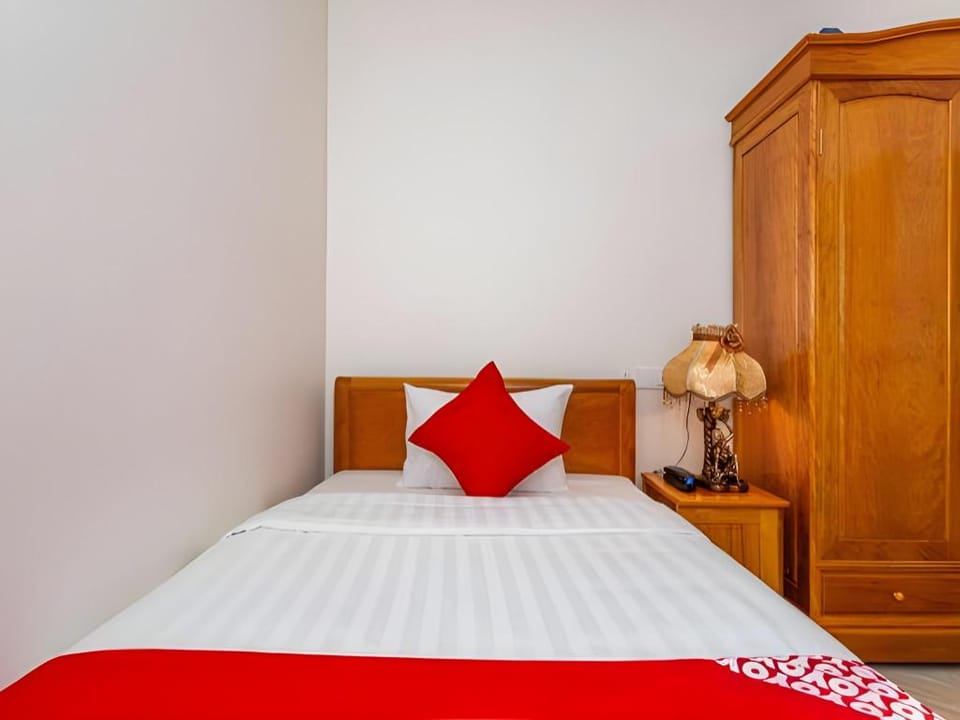 SPOT ON 91791 Homestay Surya Syariah Hotel in Indonesia