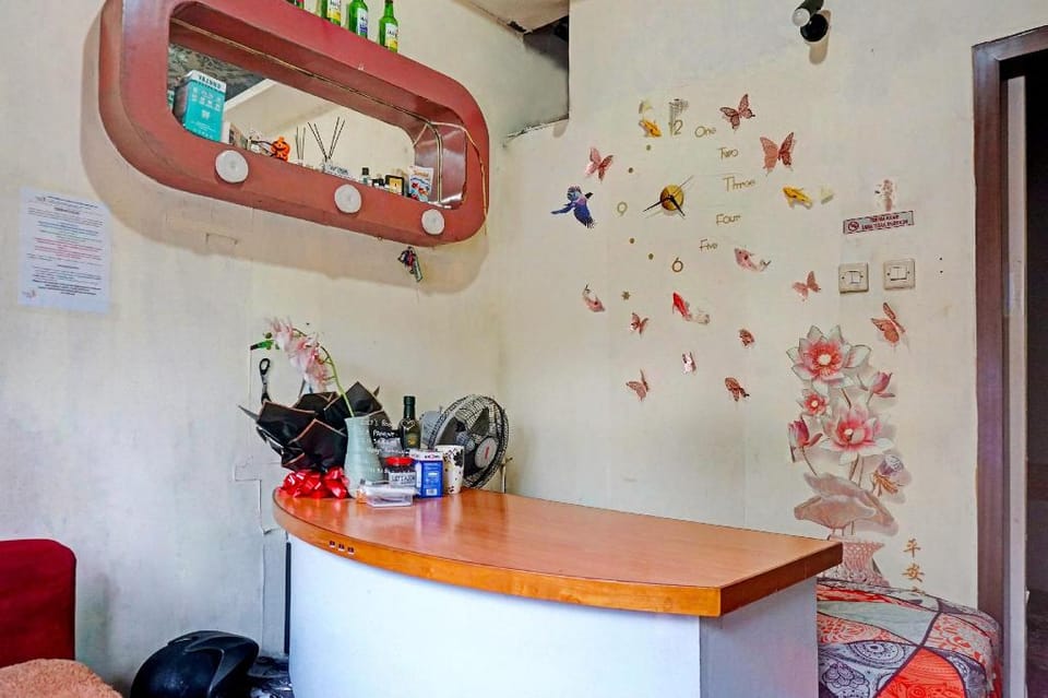 OYO 91794 Mushroom Lily's Room Hotel in Jakarta