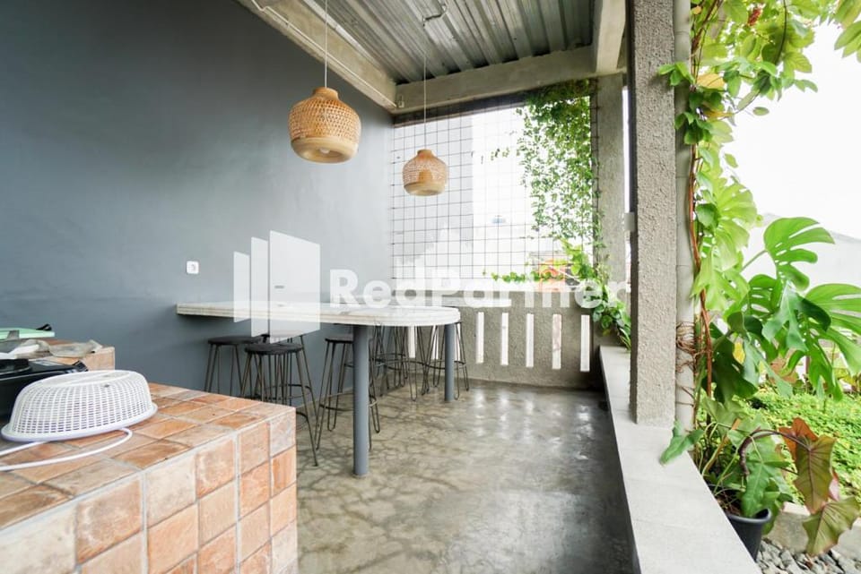 Tomang Gelong Guest House Syariah RedPartner Hotel in Jakarta