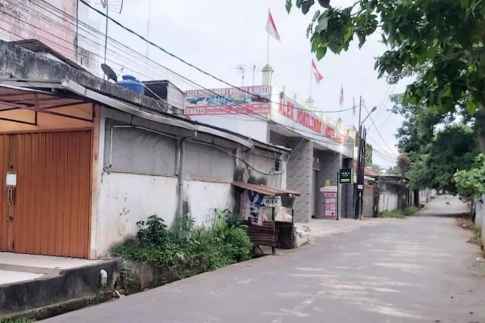 Urbanview Alex Hostel Palembang Hotel in Indonesia