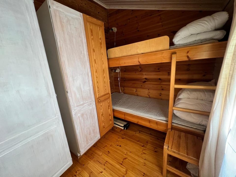 Four-bed Cottage Tuunaantupa with sauna&fireplace Vacation rental in Finland
