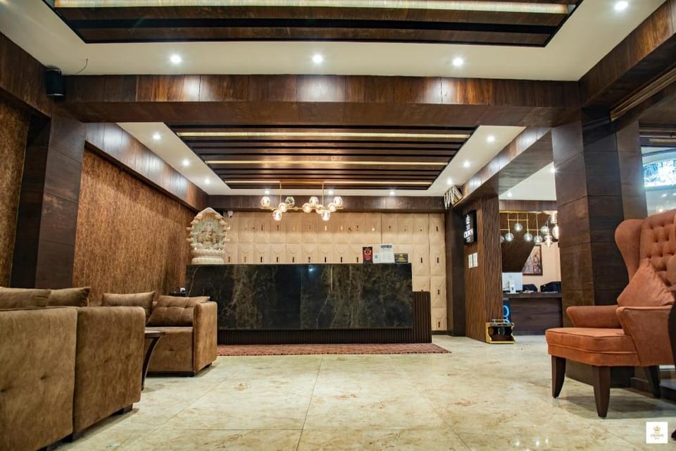 The Crown Inn Hotel in India