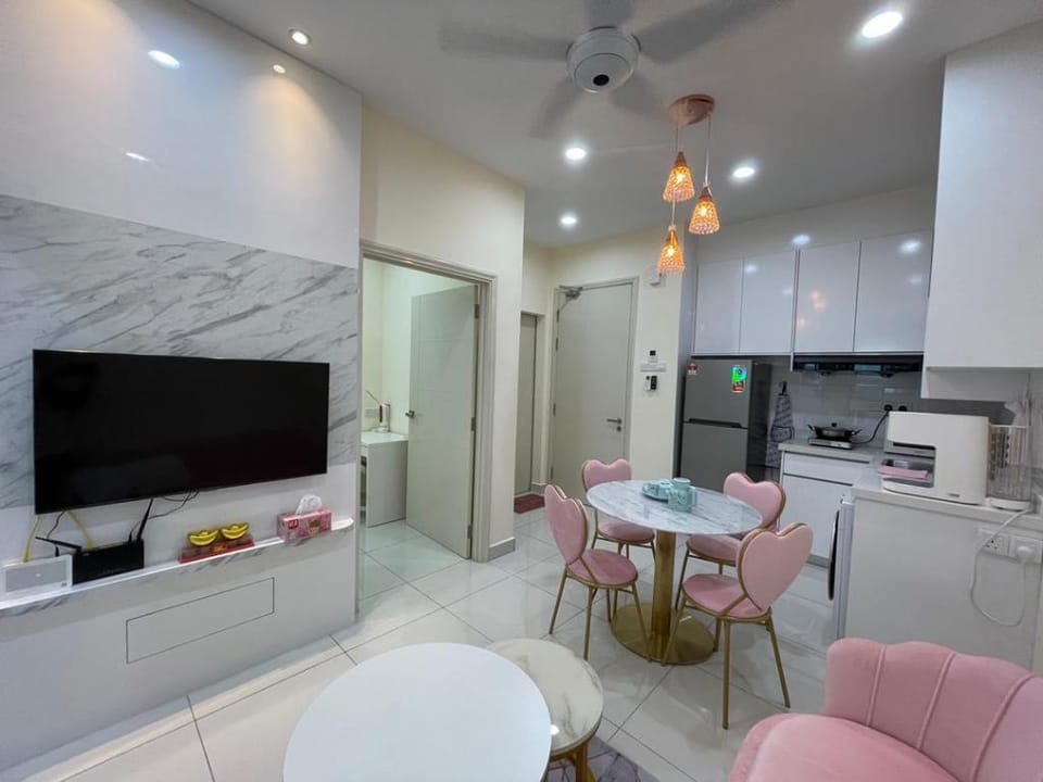 Adorable 1Bedroom Suite @ Arte Mont Kiara Apartment in Federal Territory of Kuala Lumpur