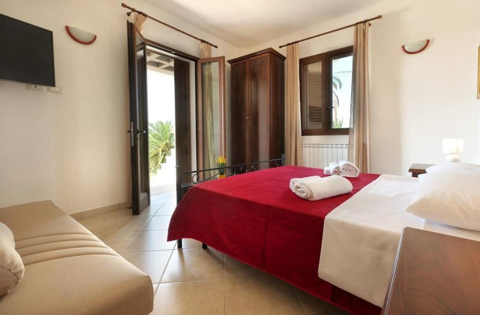 Alloggio 2 - Camera privata in villa con piscina Apartment in Apulia