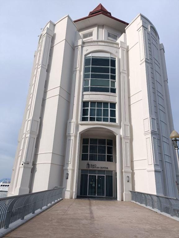 Straits Quay Marina Suites 0309 @AuroraHomes Apartment in Penang