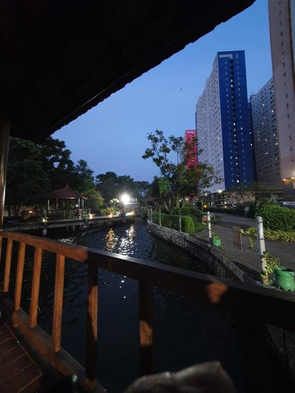 Yana 3 Sewa Apartemen Green Pramuka City ,est 2013 Apartment in Jakarta