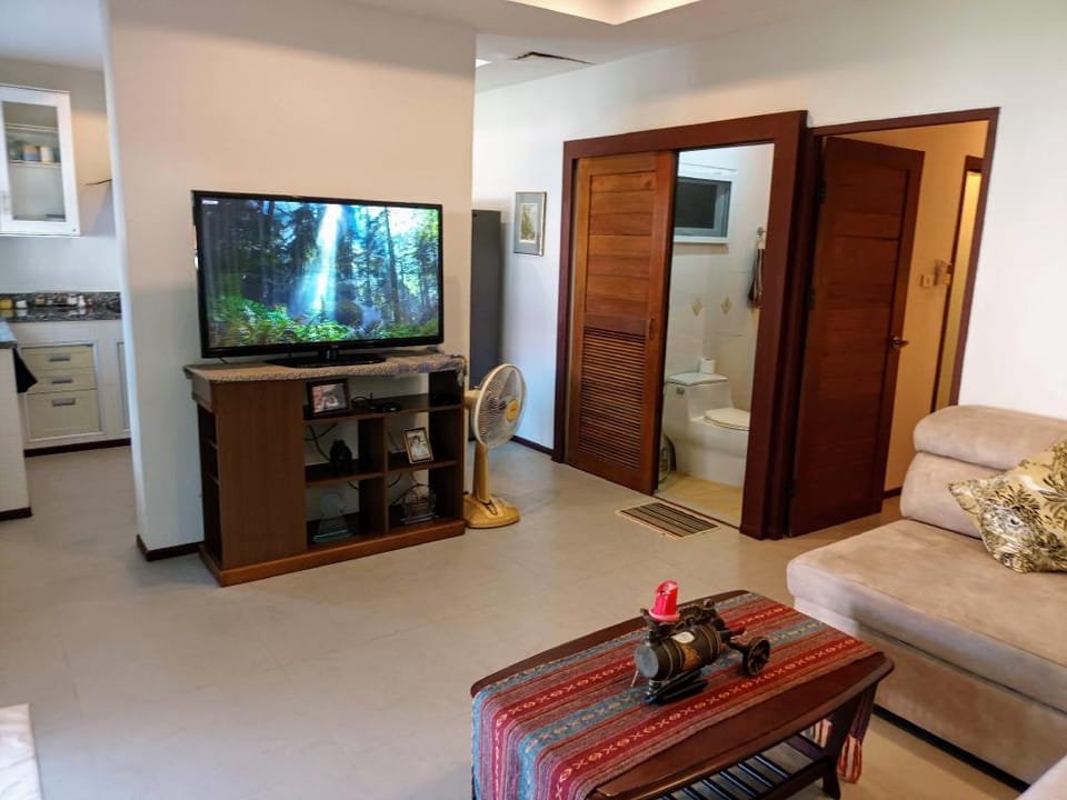 Peaceful 1-bedroom home in private residence Vacation rental in Ko Samui