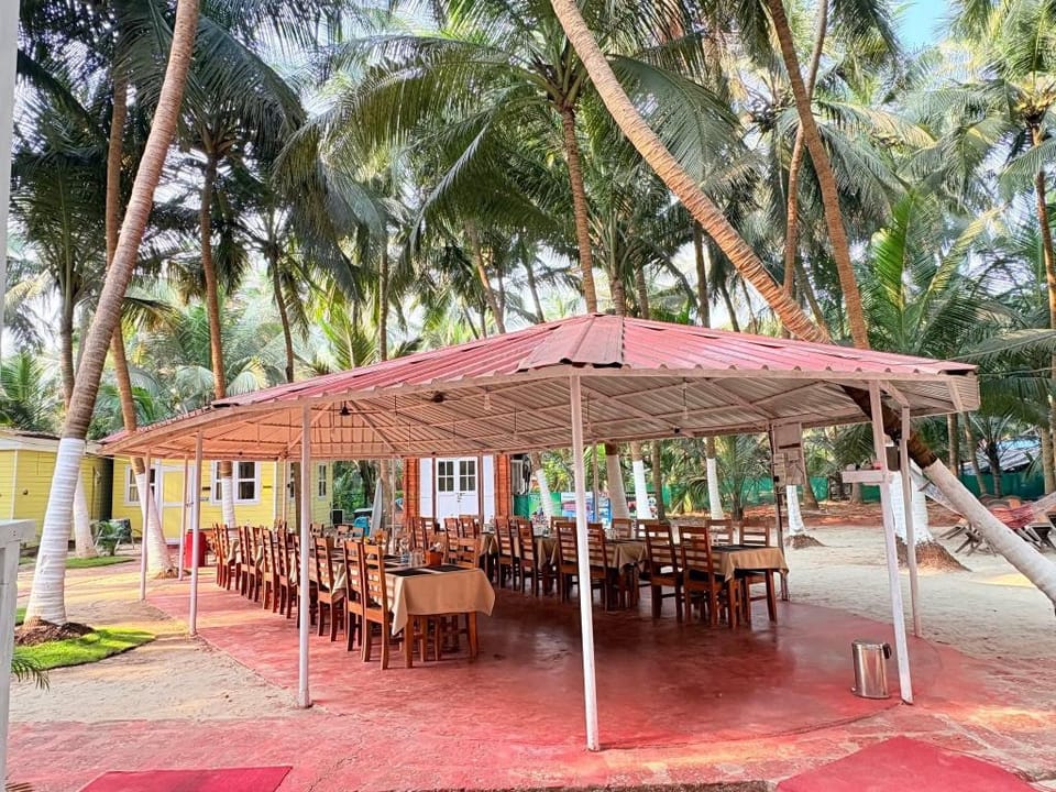 Samant Beach Resort Hotel in Maharashtra