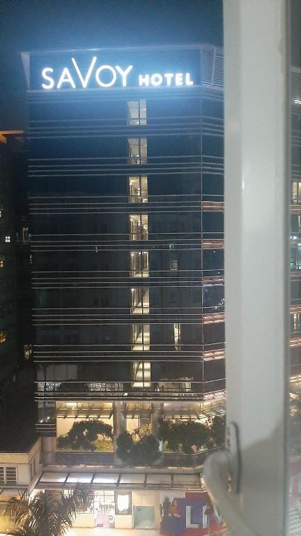 Tinzcondotel150Newportnorthwing Apartment in Pasay