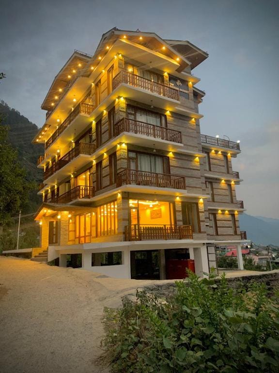 The Genial Mount, Manali Hotel in Manali