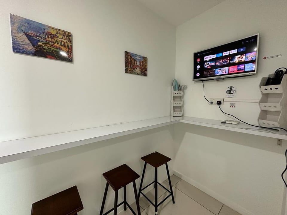 SUNSET SEAVIEW SUTERA AVENUE OPP IMAGO 2BR 6px【1B】 Apartment in Kota Kinabalu