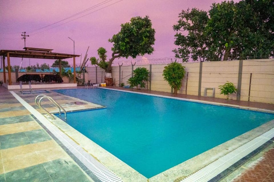 Patil Luxuries Villa in Nashik 4 Bedroom with pool Villa in Maharashtra