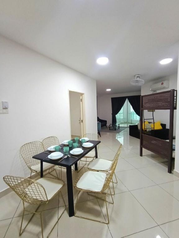 Mansion One 2BR for 3-6pax near Glaneagle Hospital Vacation rental in George Town