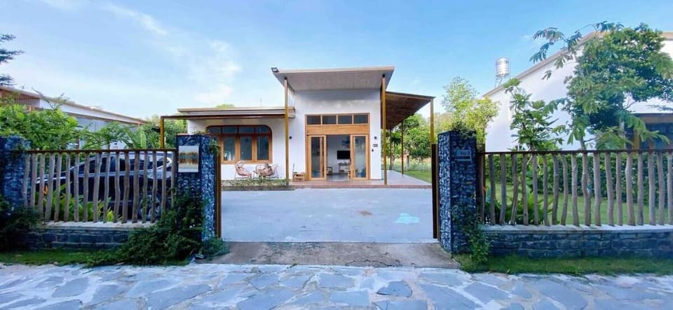 Private Cheerful 2 bedroom Mini Villa- Loc An Villa in Ba Ria - Vung Tau