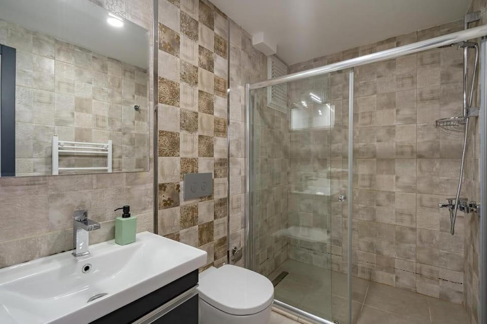STANDART SUİTE BALKONLU Apartment in Antalya