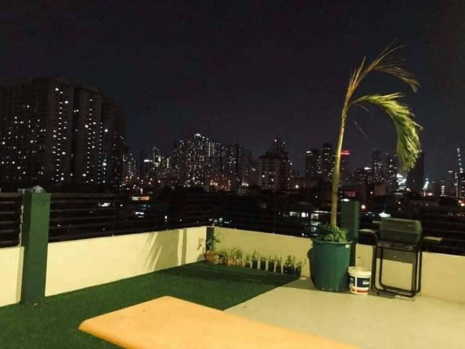 Adorable - 2C, Love Nest, Studio unit Apartment in Pasay