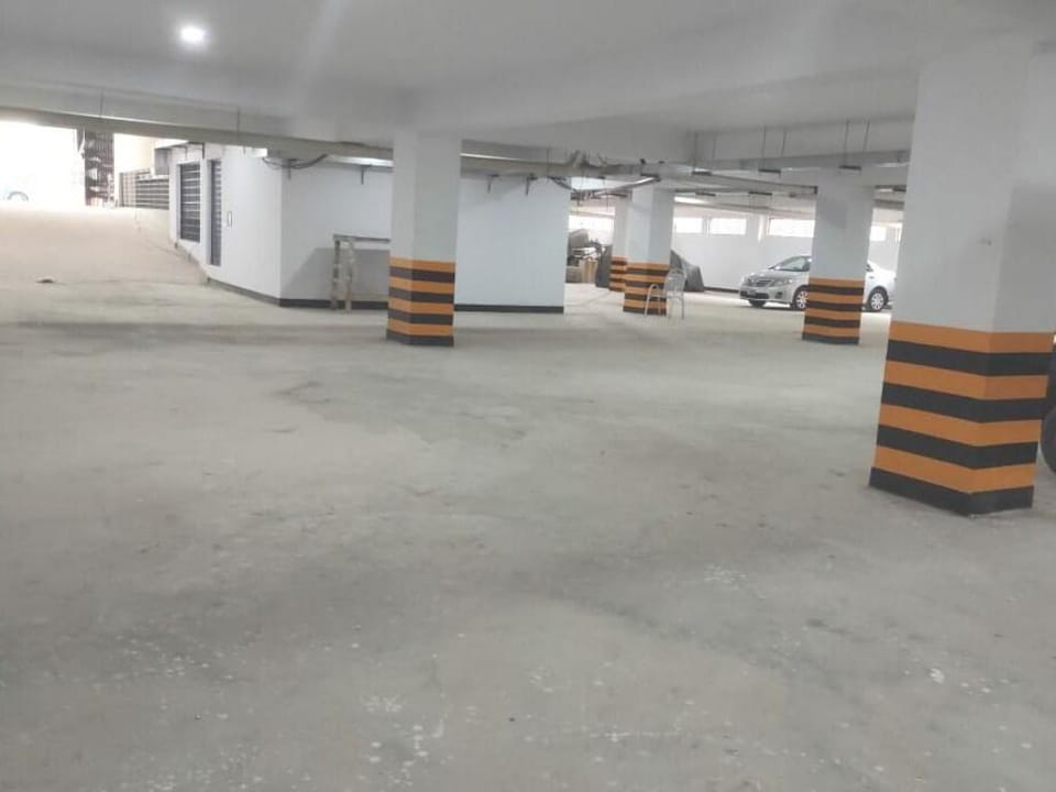 Family 2BHK apt 55" Uhd Tv Wi-fi Laundry Parking. Apartment in Islamabad