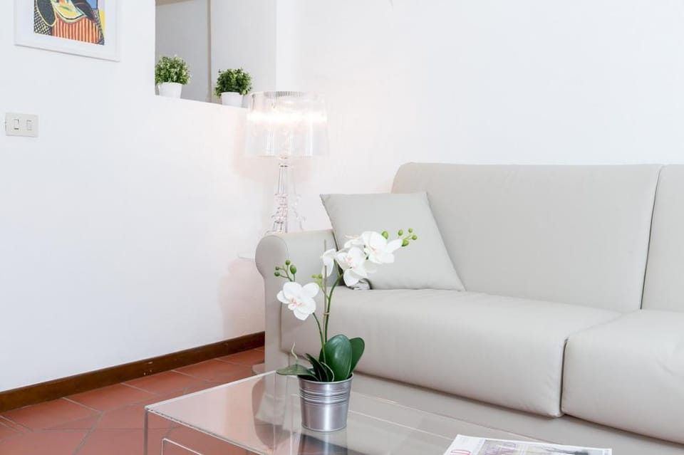 RM-H501-ORBI15A1 - Fiorentini Charme Apartment in Rome