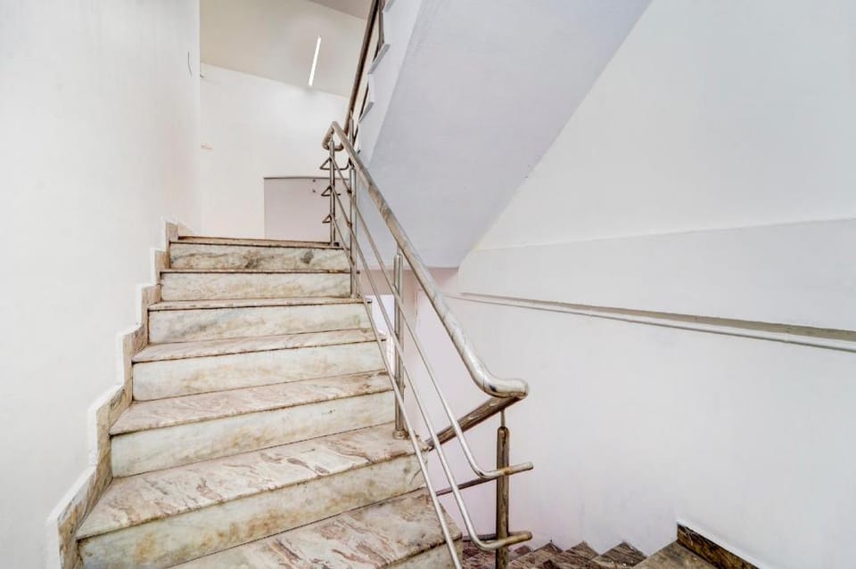 Super Hotel O Jayam Residency Tiruvottiyur Near Tiruvottriyur Theradi Metro Station Hotel in Chennai