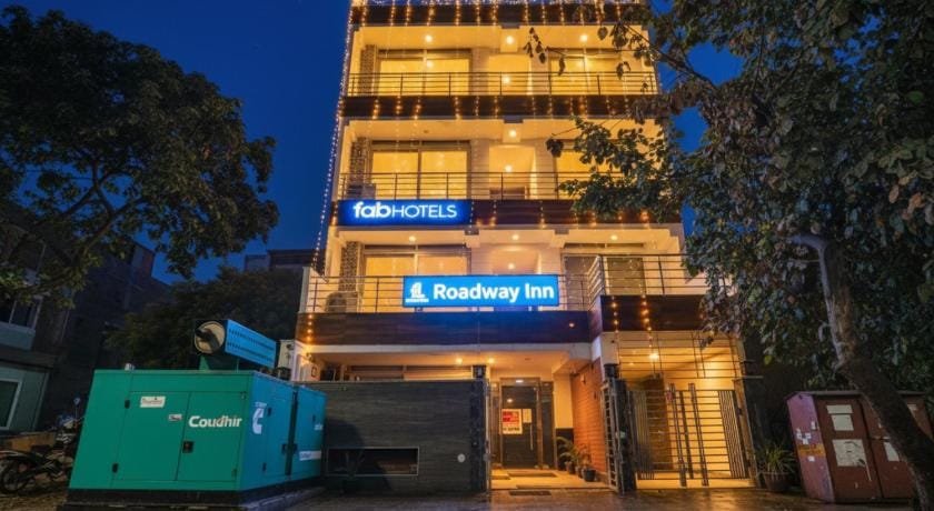 Townhouse Roadway Inn Hotel in New Delhi