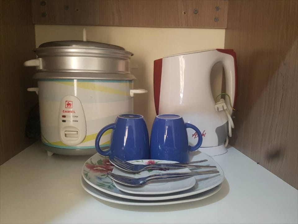 Mandaluyong Stay inn with wifi and netflix unit 4 Apartment in Mandaluyong