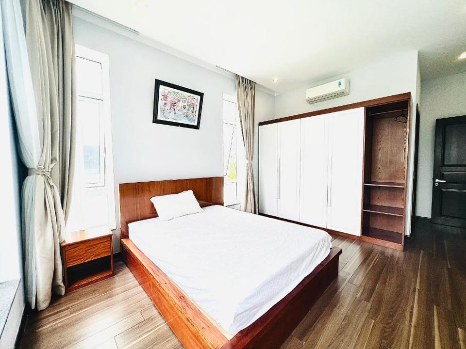 Pool villa 5 bedroom Private Near Beach Villa in Da Nang