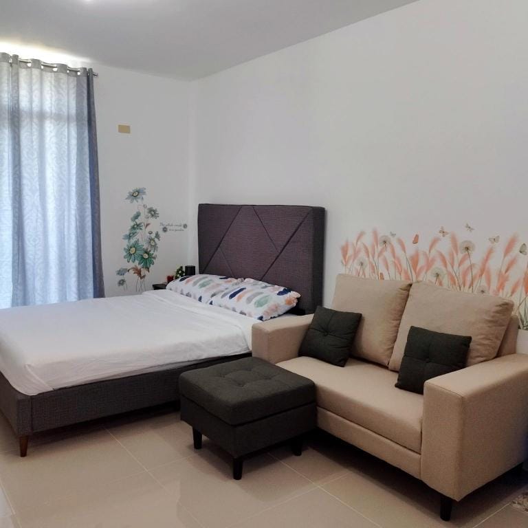 Cozy Condo Unit (East view | 3rd Floor | Studio) Apartment in Lapu-Lapu City