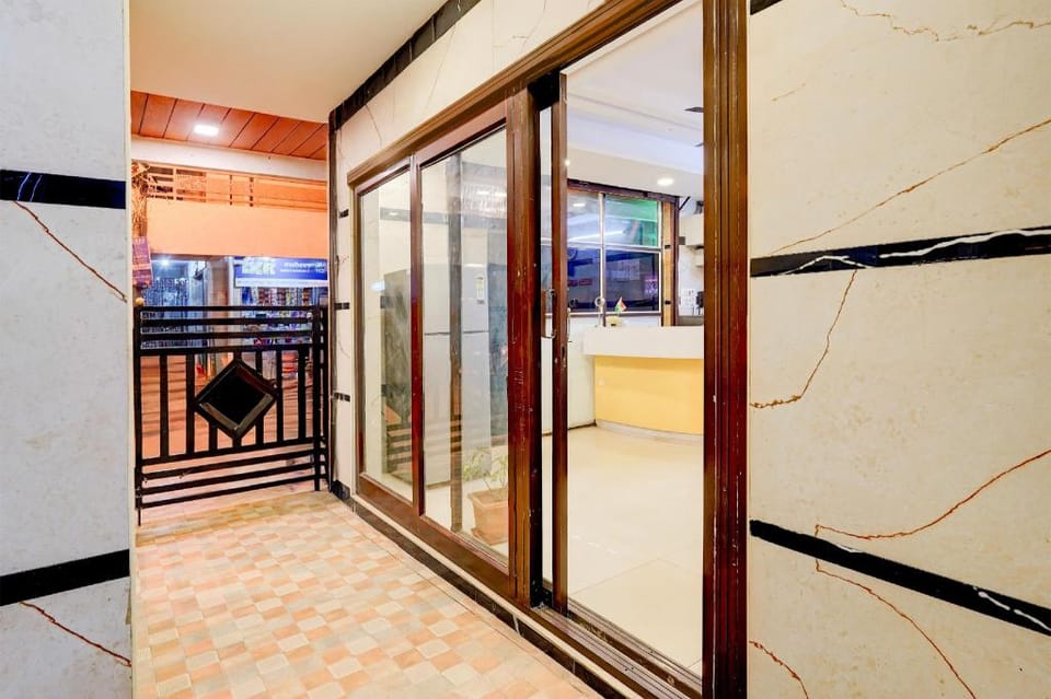 Super Hotel O Bluestar Hotel in Uttar Pradesh