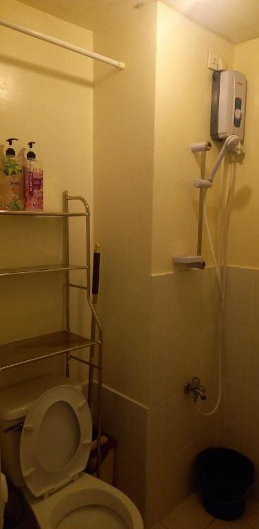 Jessica Place Unli internet and netflix 4 Apartment in Mandaluyong