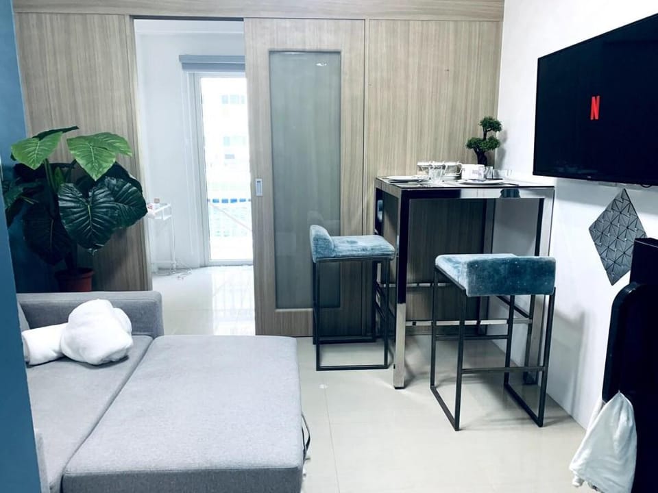 Cozy Monthly Retreat | Fully Furnished Condotels Apartment in Pasay