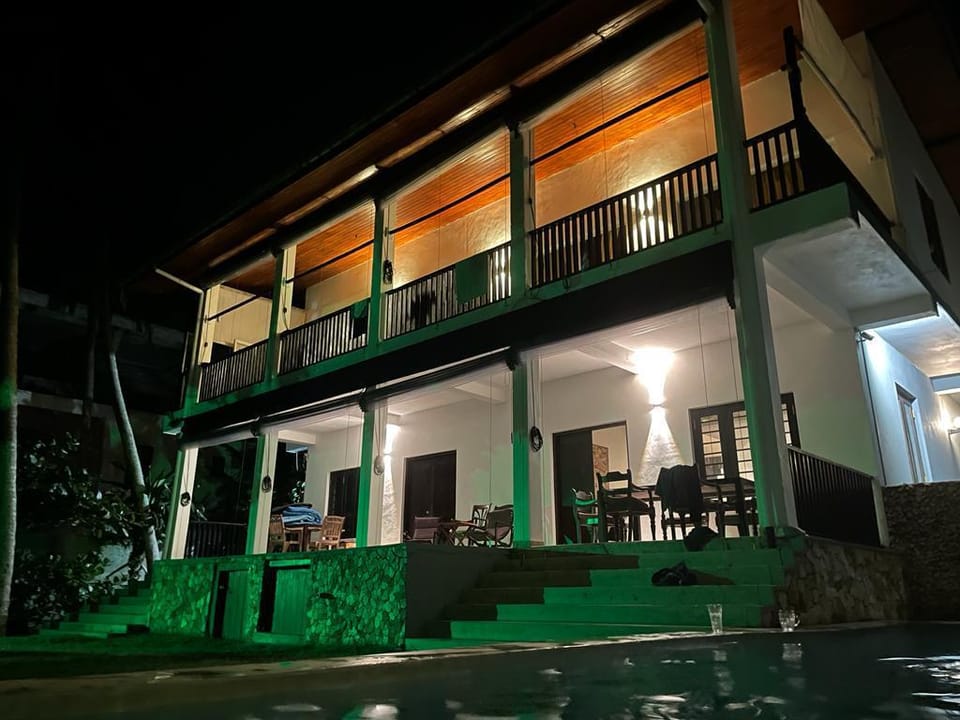 VILLA KANDU house YANG Beach Hikka in Sri Lanka Vacation rental in Hikkaduwa
