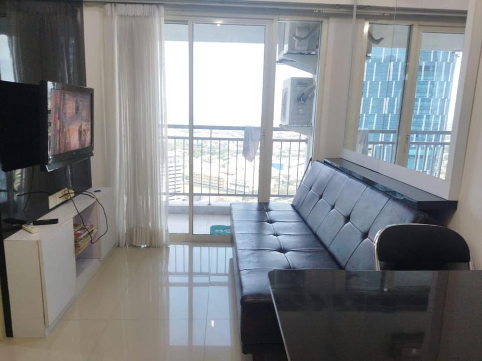 2BR apt Tanglin Pakuwon Mall Griya Gailen 7 (5pax) Apartment in Surabaya