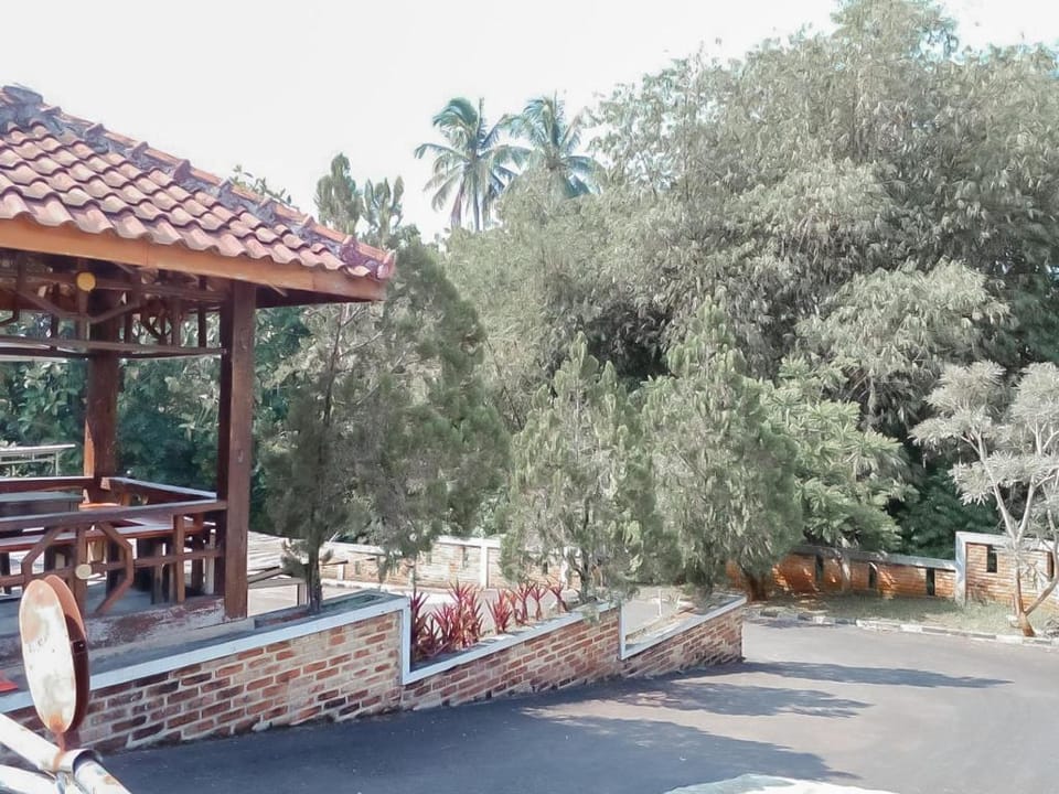 Urbanview Hotel Rio Life House Cianjur by RedDoorz Hotel in West Java