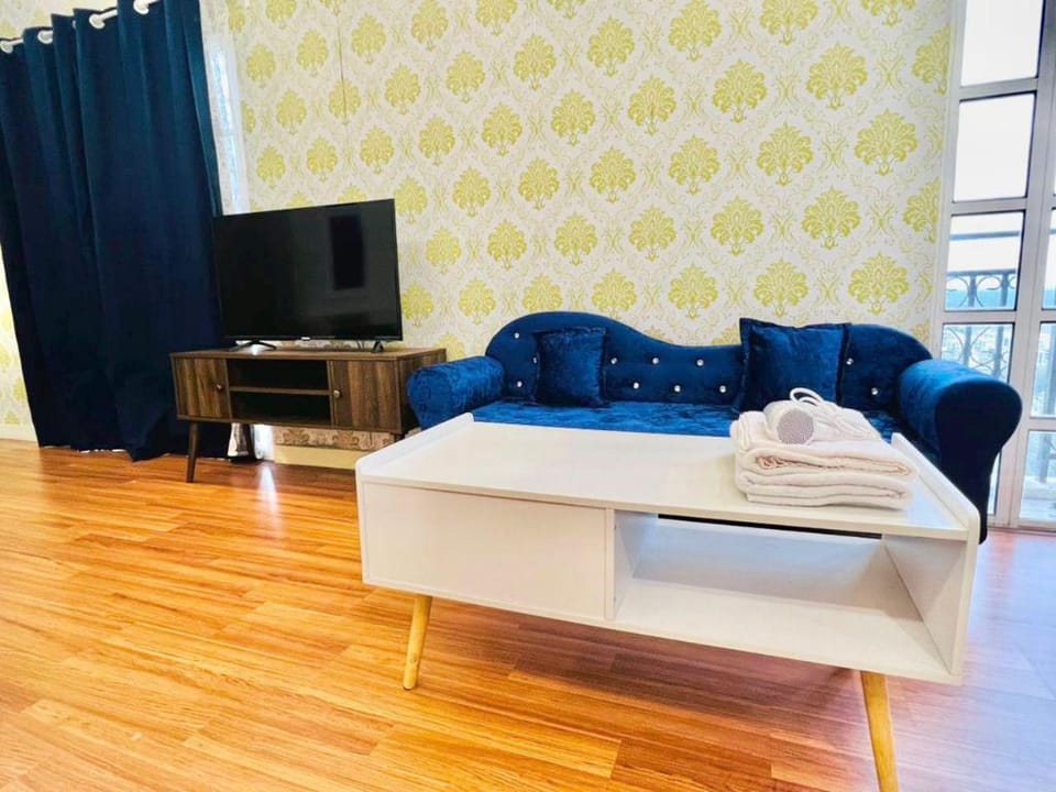 Romantic Homestay at Champs Elysees for Couple Apartment in Perak