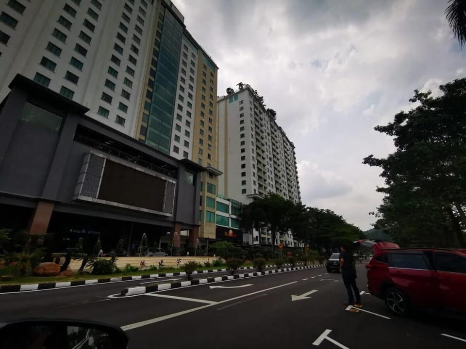 Glamorous @ Kinta Riverfront apartment-5pax Apartment in Ipoh