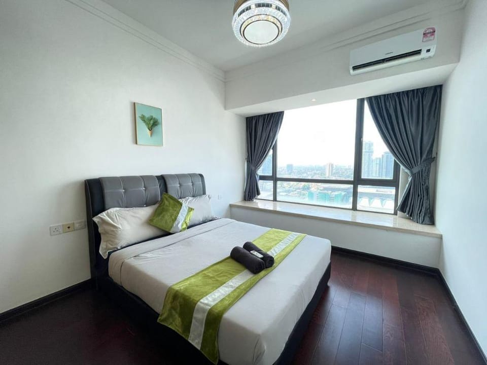 Fabulous City View 2Bedroom @ R&F Princess Cove Apartment in Johor Bahru