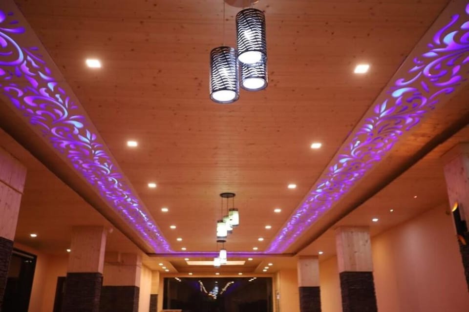 Dalhousie Hill Resort Hotel in Himachal Pradesh