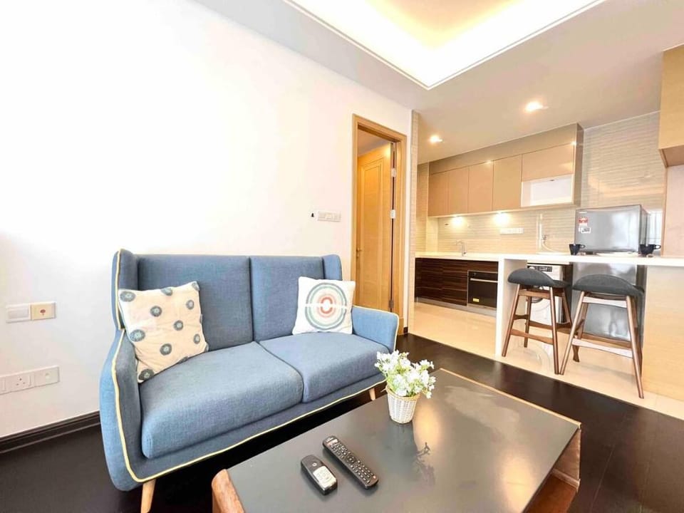 R&F? 651 romantic studio ?Johor Bahru city by CK Apartment in Johor Bahru