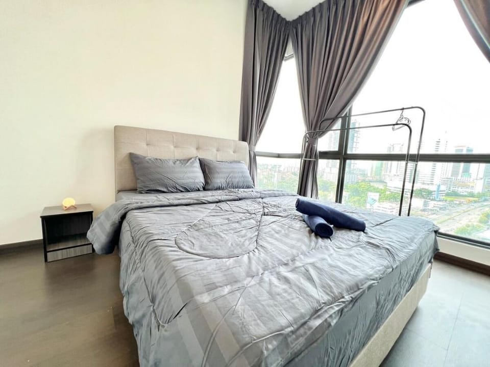 SKS Pavillion 1705 1bedroom city view unit@netflix Apartment in Johor Bahru