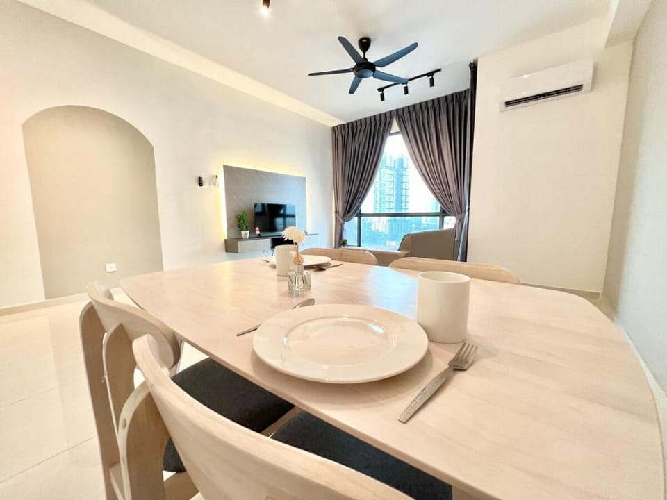 SKS Pavillion 1503 1bedroom sweetwarm unit@netflix Apartment in Johor Bahru