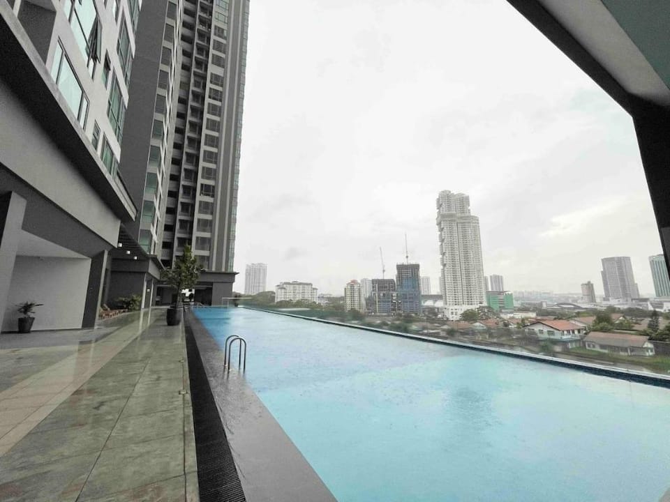 SKS Pavillion 1302 1 bedroom cityview unit@Netflix Apartment in Johor Bahru