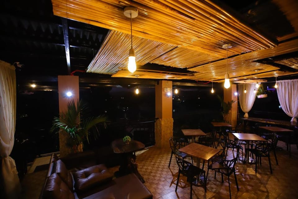 Marco s Tourist Inn by RedDoorz Hotel in Central Visayas
