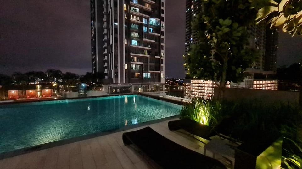 Luxury 5STAR Executive Suite Mid Valley Sunway KL Apartment in Petaling Jaya